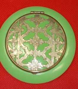 Vintage jeweled olive green compact puff purse